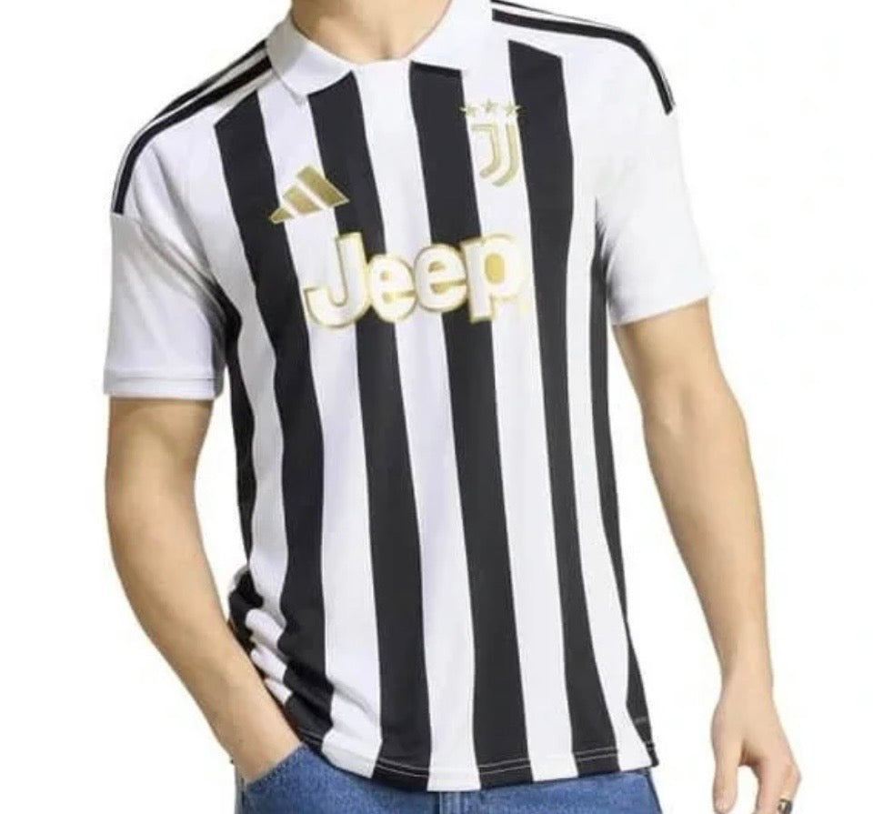 Juventus FC 2026-27 Home Jersey with Shorts (Fan Version)